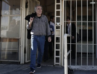 Ούτε 24 ώρες στην φυλακή και ο Δ. Κουφοντίνας λέει ότι θα ζητήσει και άλλη άδεια σε 60 ημέρες!